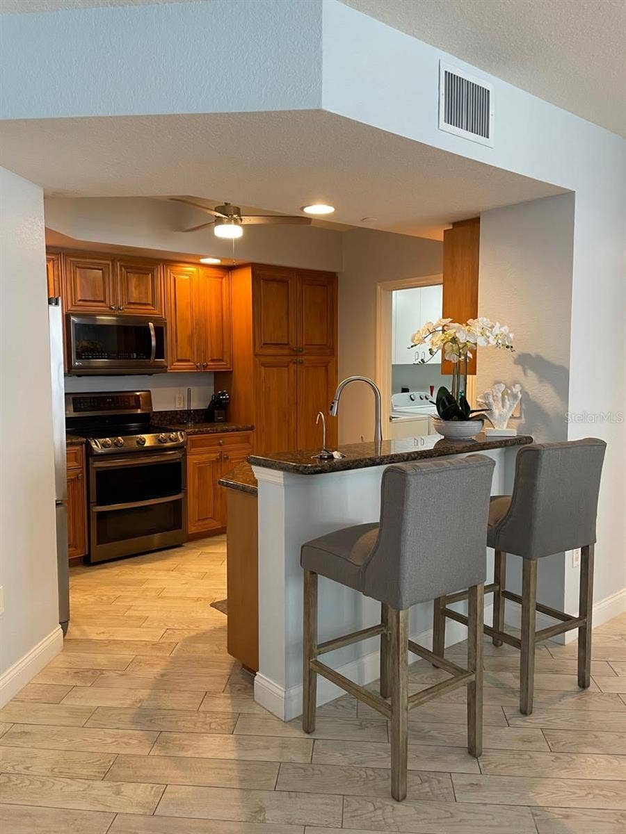 10 PAPAYA STREET, #1204, Clearwater, FL 33767 10 PAPAYA STREET, #1204, Clearwater, FL 33767