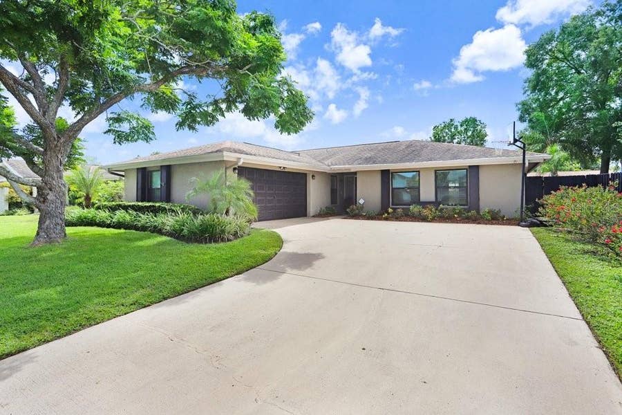 Property photo for 4412 STONEHENGE ROAD, Tampa, FL