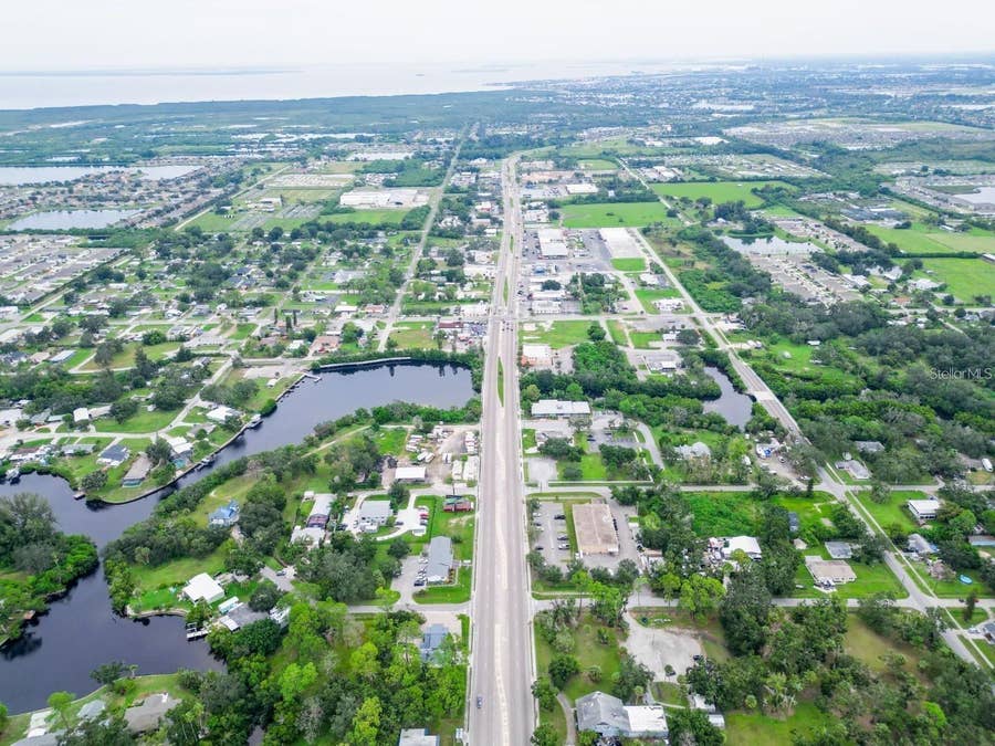 Property photo for 301 N US HIGHWAY 41, Ruskin, FL