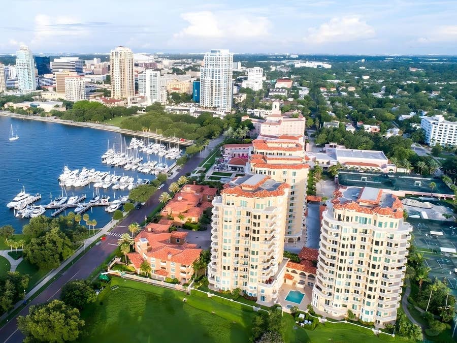 Property photo for 555 5TH AVENUE NE, #833, St Petersburg, FL