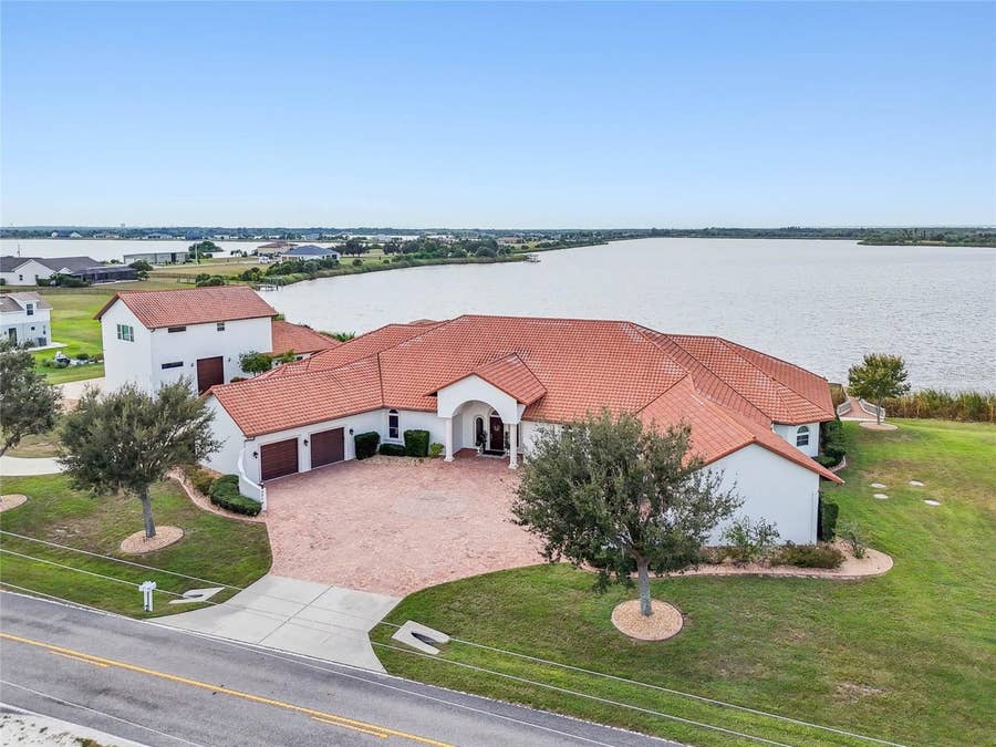 Property photo for 3215 GULF CITY ROAD, Ruskin, FL