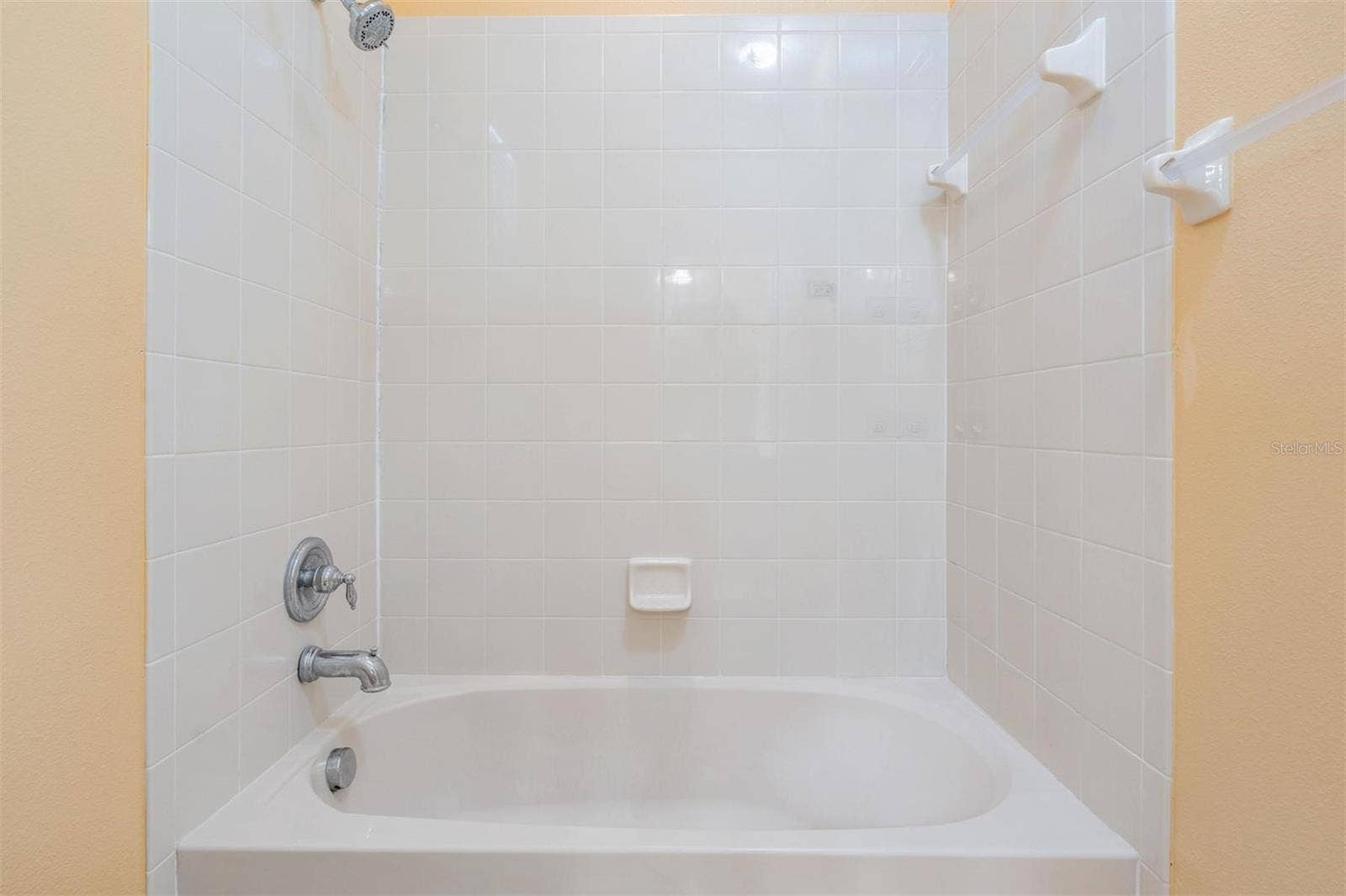 456 OAK LANDING BOULEVARD, Mulberry, FL 33860 456 OAK LANDING BOULEVARD, Mulberry, FL 33860