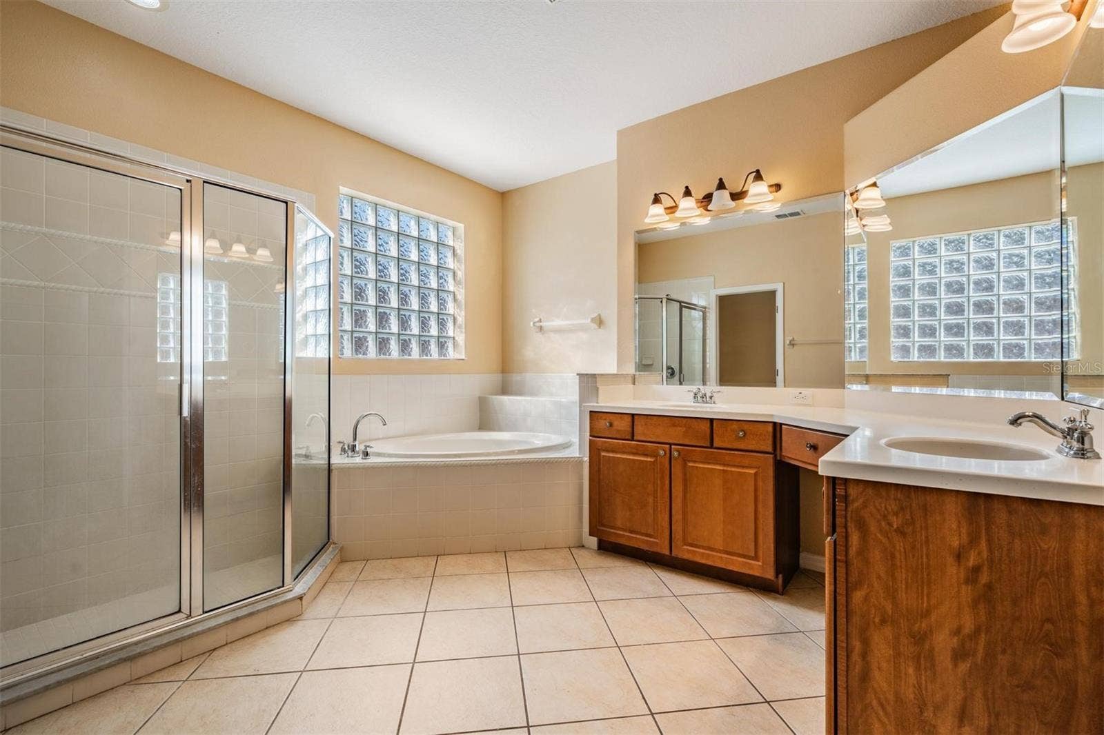 456 OAK LANDING BOULEVARD, Mulberry, FL 33860 456 OAK LANDING BOULEVARD, Mulberry, FL 33860