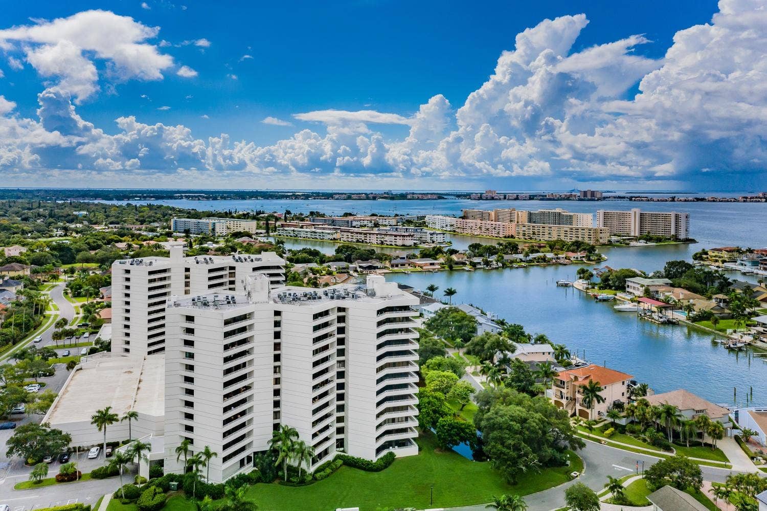 5950 PELICAN BAY PLAZA S, #705, Gulfport, FL 33707