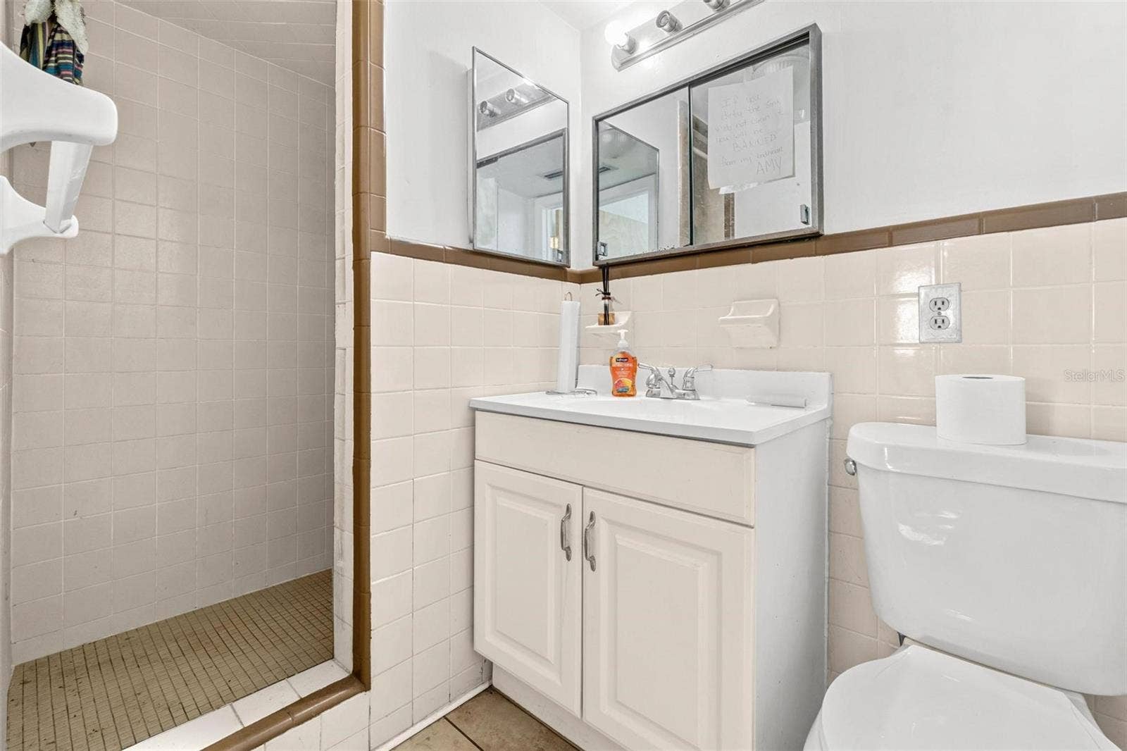 6401 35TH STREET N, Pinellas Park, FL 33781 Full bathroom inside Office building.