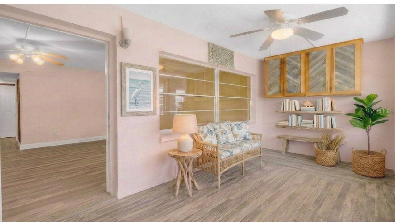 4455 DUHME ROAD, #109, St Petersburg, FL 33708 Virtual staged l=anai