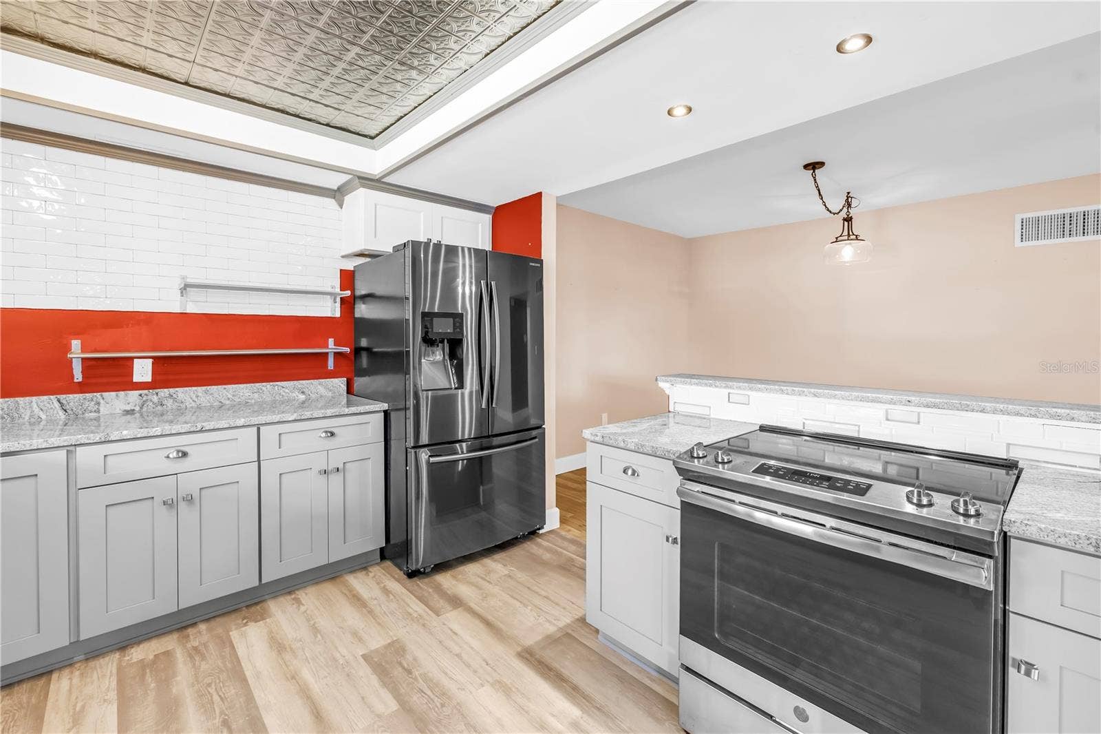 4455 DUHME ROAD, #109, St Petersburg, FL 33708 4455 DUHME ROAD, #109, St Petersburg, FL 33708