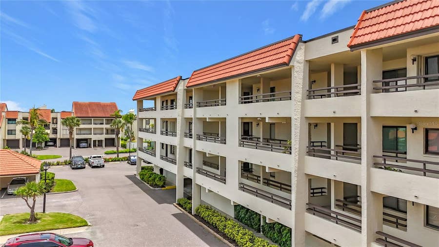 Property photo for 106 1ST STREET E, #306, St Petersburg, FL