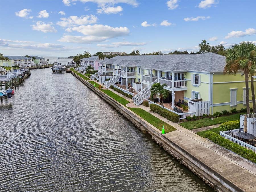 Property photo for 5116 BEACH DRIVE SE, #D, St Petersburg, FL