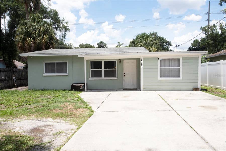 Property photo for Tampa, FL