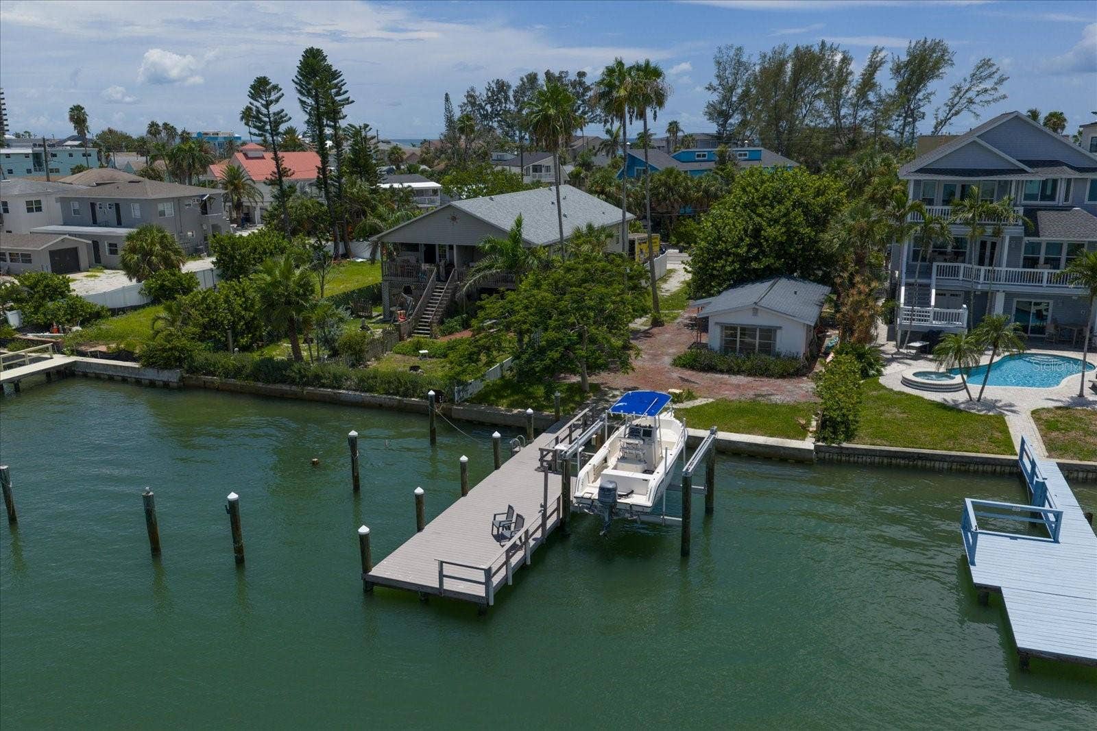 8405 BAYSHORE DRIVE, Treasure Island, FL 33706 8405 BAYSHORE DRIVE, Treasure Island, FL 33706