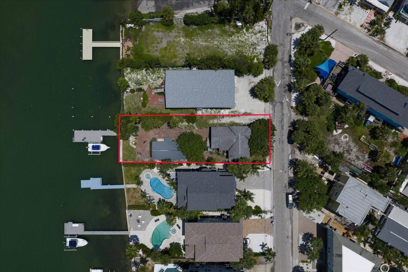 8405 BAYSHORE DRIVE, Treasure Island, FL 33706 8405 BAYSHORE DRIVE, Treasure Island, FL 33706