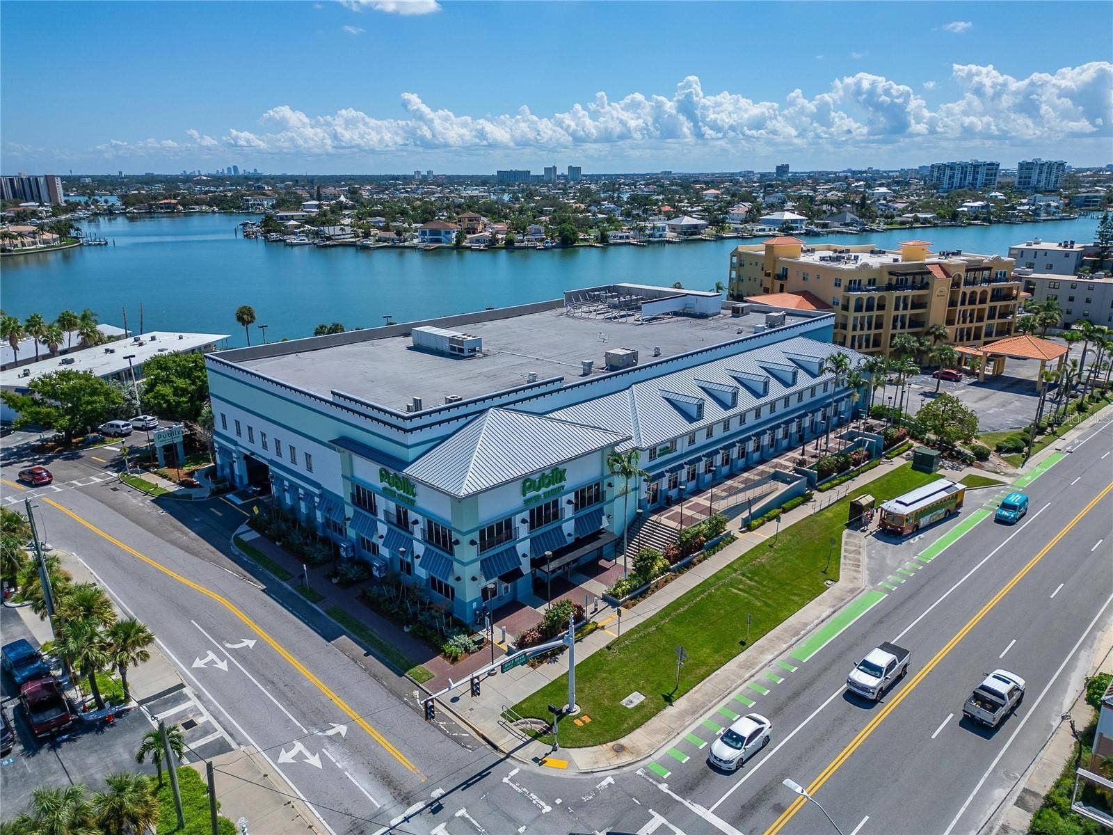 10178 GULF BOULEVARD, Treasure Island, FL 33706