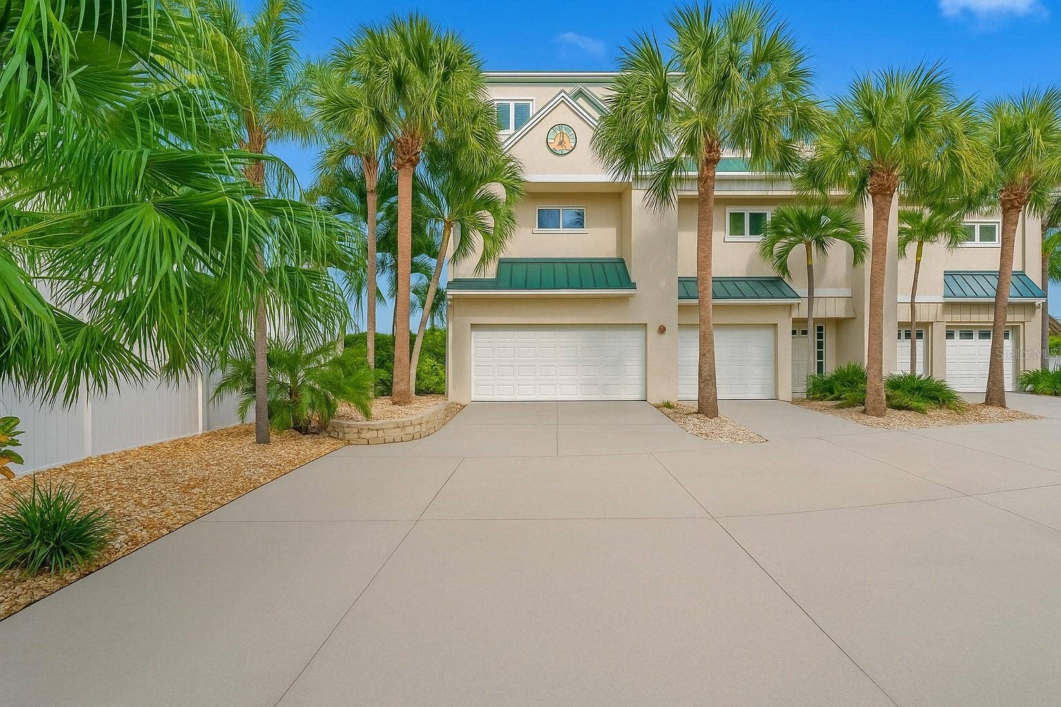 8575 SUNSET COURT, Treasure Island, FL 33706
