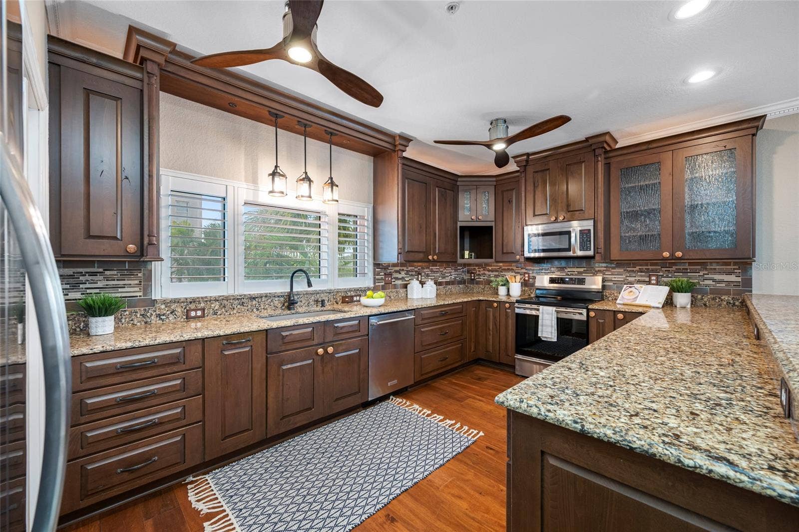 8575 SUNSET COURT, Treasure Island, FL 33706