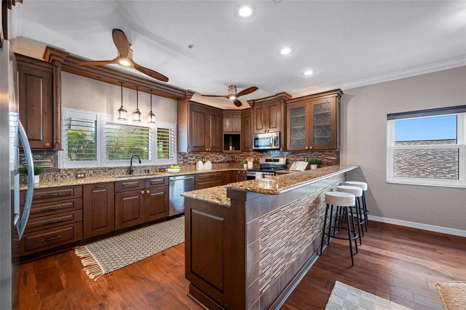 8575 SUNSET COURT, Treasure Island, FL 33706