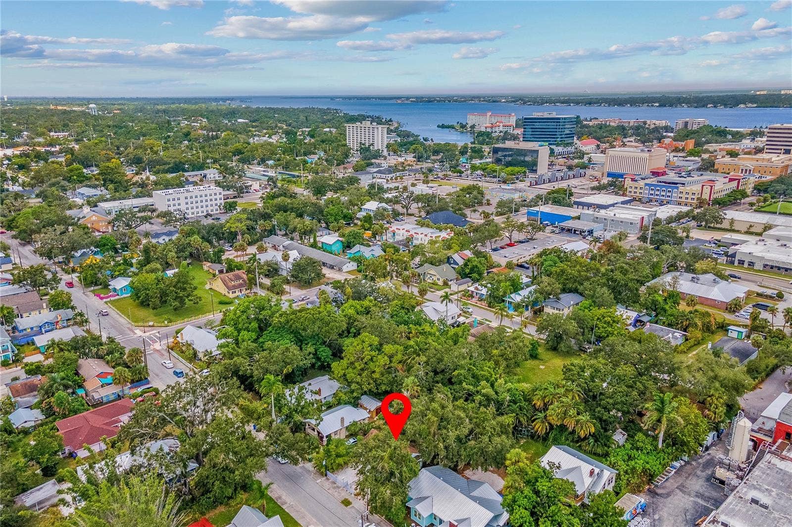 1006 11TH AVENUE W, Bradenton, FL 34205 northwest facing aerial