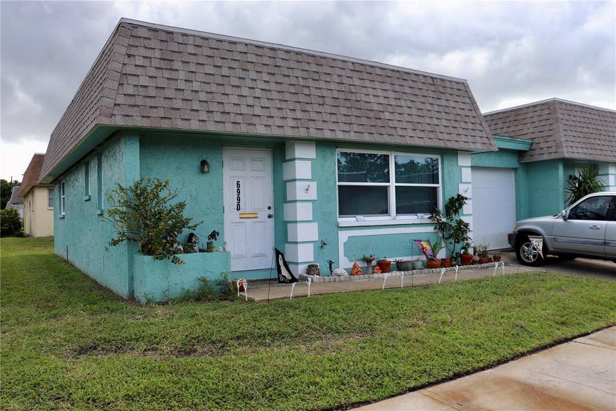 Property photo for 6990 VERSAILLES N, #6990, Pinellas Park, FL