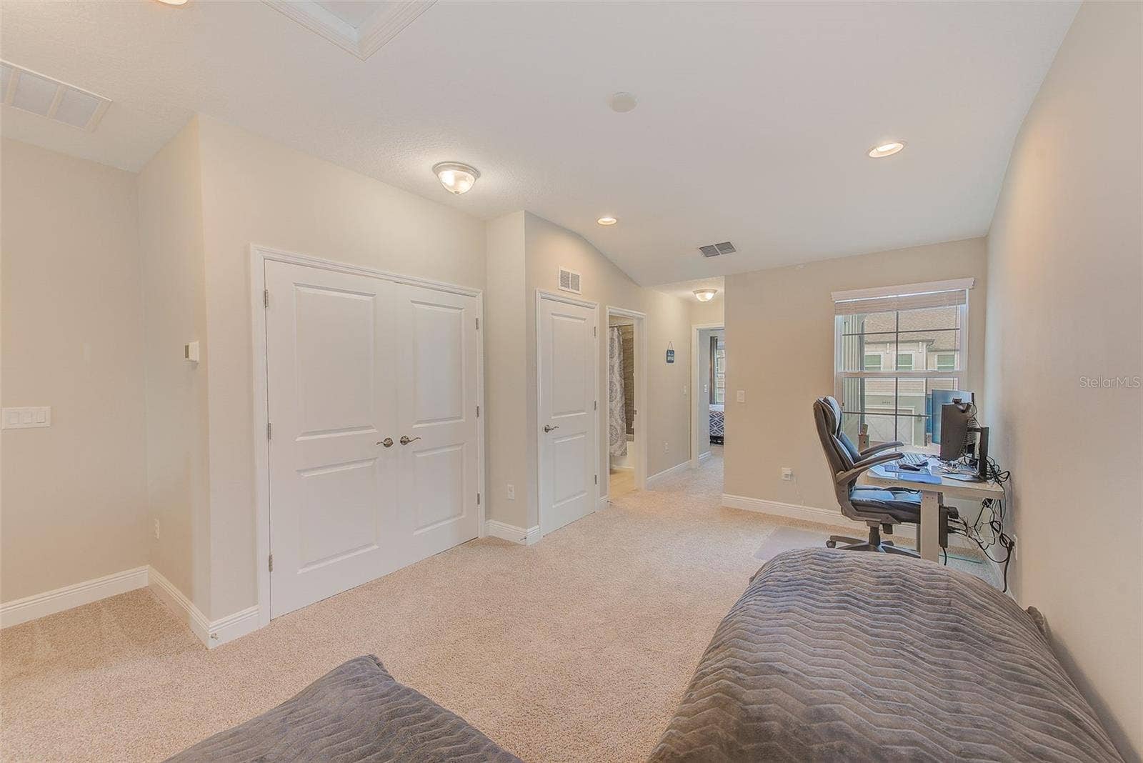 2441 FOGGY CREEK CIRCLE, Clearwater, FL 33764 2441 FOGGY CREEK CIRCLE, Clearwater, FL 33764