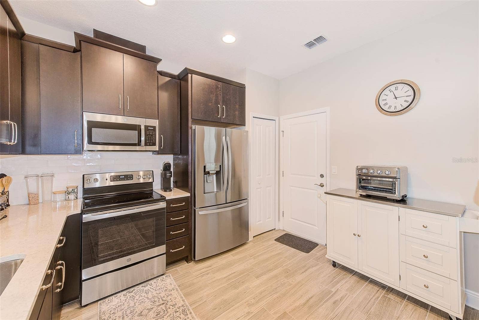 2441 FOGGY CREEK CIRCLE, Clearwater, FL 33764 2441 FOGGY CREEK CIRCLE, Clearwater, FL 33764