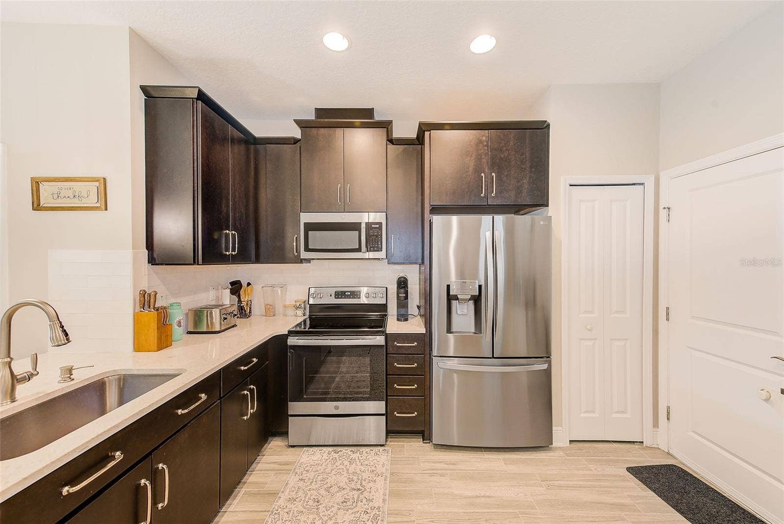 2441 FOGGY CREEK CIRCLE, Clearwater, FL 33764 2441 FOGGY CREEK CIRCLE, Clearwater, FL 33764