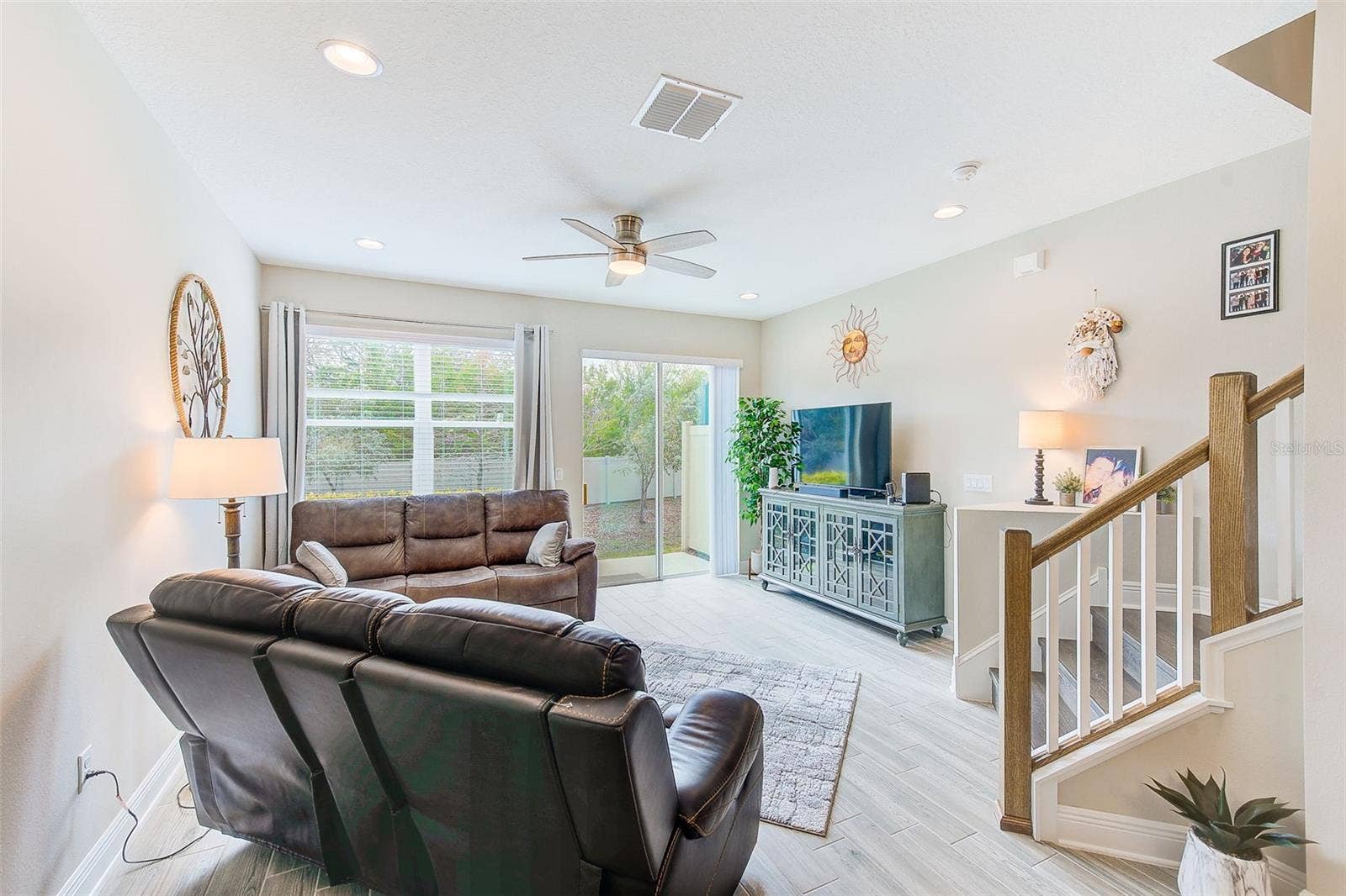2441 FOGGY CREEK CIRCLE, Clearwater, FL 33764 2441 FOGGY CREEK CIRCLE, Clearwater, FL 33764