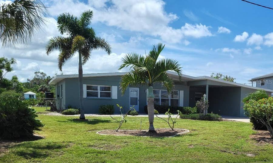 Property photo for 828 BLUE HERON BOULEVARD, Ruskin, FL