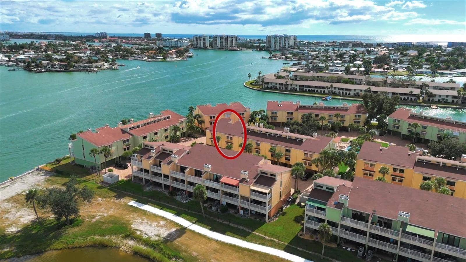 Intracoastal access close to the Gulf