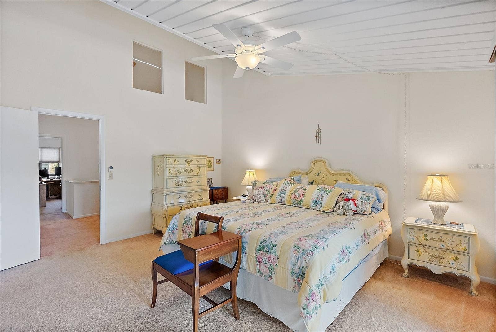 Vaulted ceiling