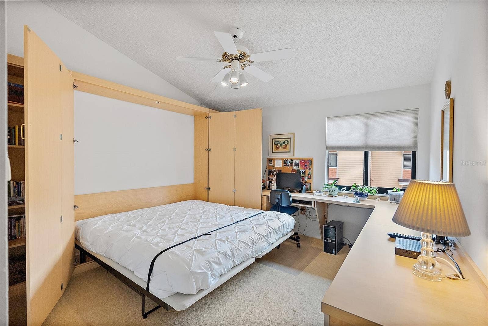 Murphy bed