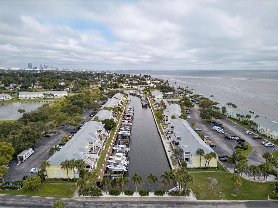 Property photo for 4924 BEACH DRIVE SE, #F, St Petersburg, FL
