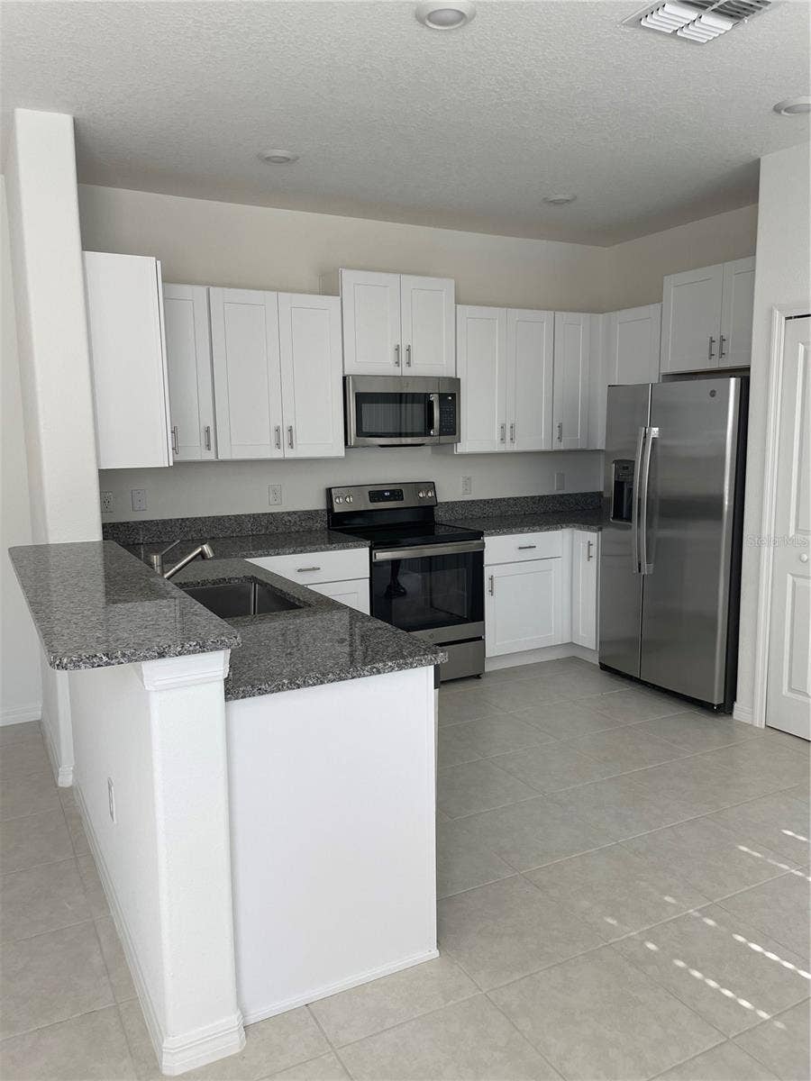 Property photo for 32077 POWDERPUFF MIMOSA, San Antonio, FL