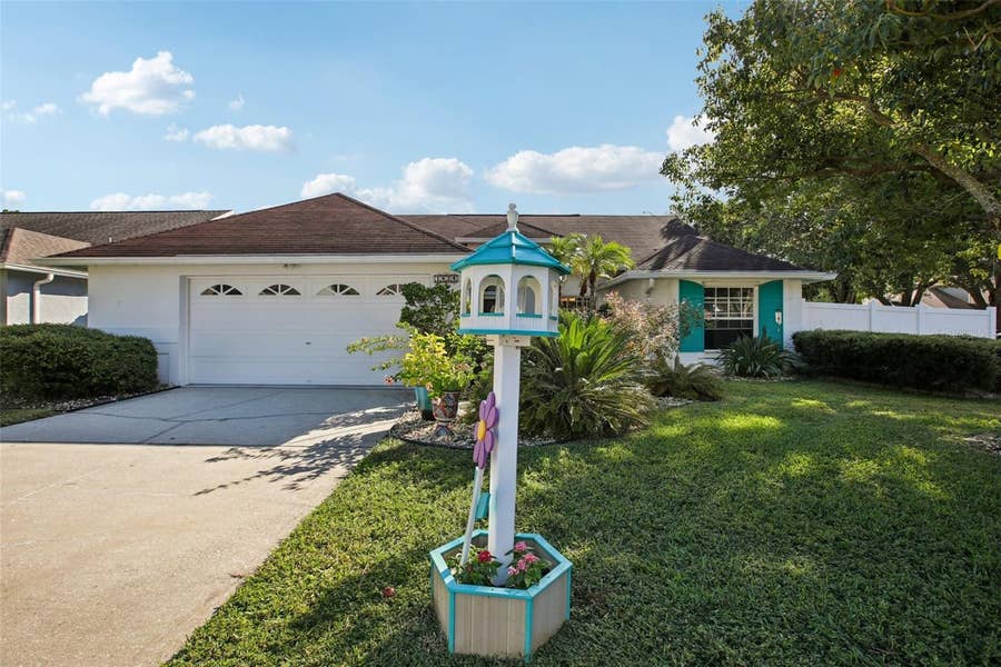 Property photo for 1424 RIDGE SHORE DRIVE, Tarpon Springs, FL