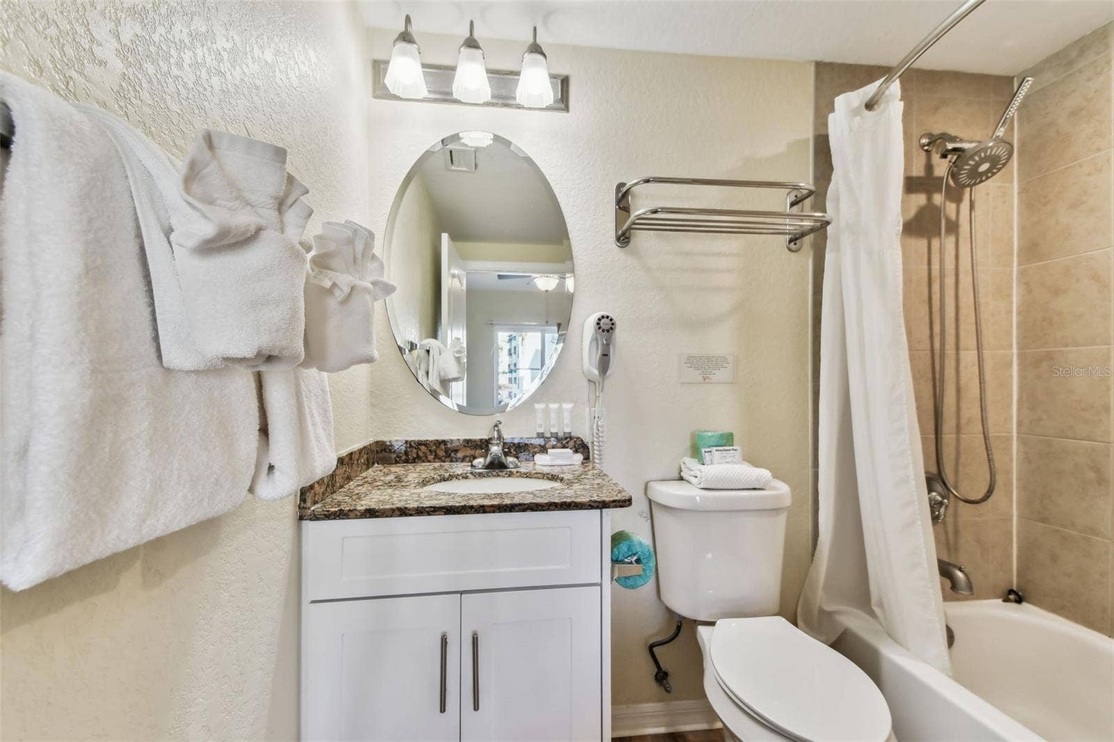12000 GULF BOULEVARD, #309N, Treasure Island, FL 33706 12000 GULF BOULEVARD, #309N, Treasure Island, FL 33706