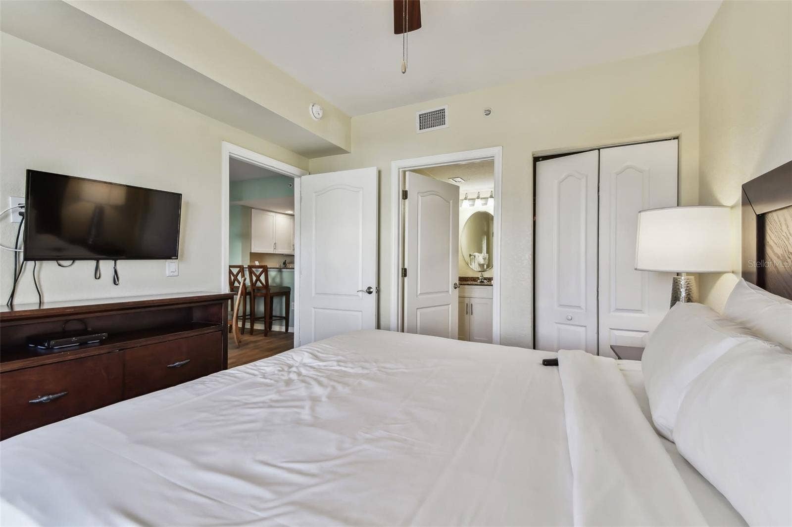 12000 GULF BOULEVARD, #309N, Treasure Island, FL 33706 12000 GULF BOULEVARD, #309N, Treasure Island, FL 33706