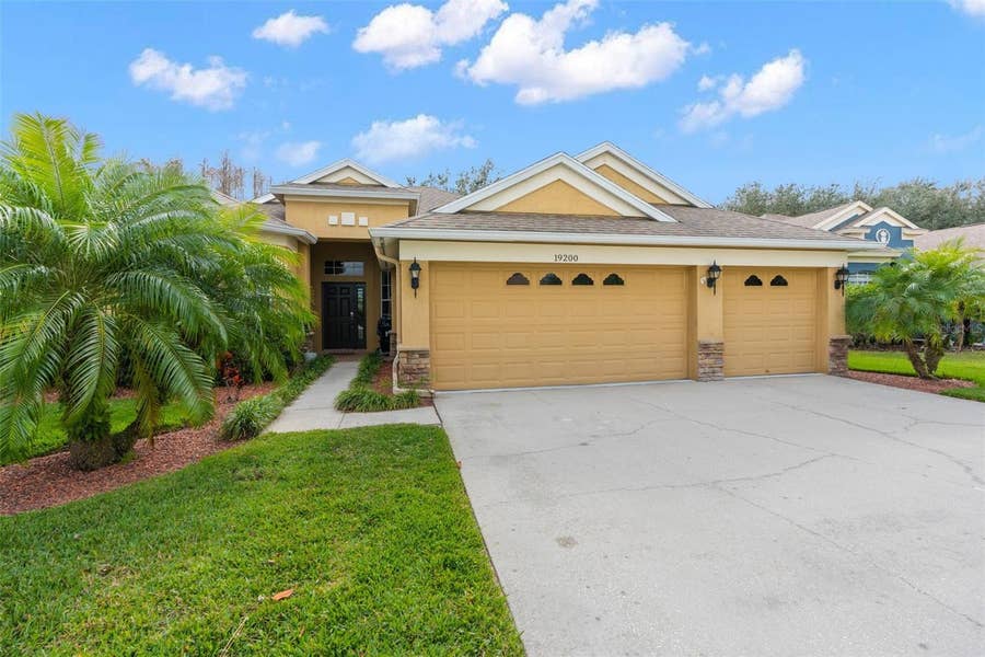 Property photo for 19200 SUNSET BAY DRIVE, Land O Lakes, FL