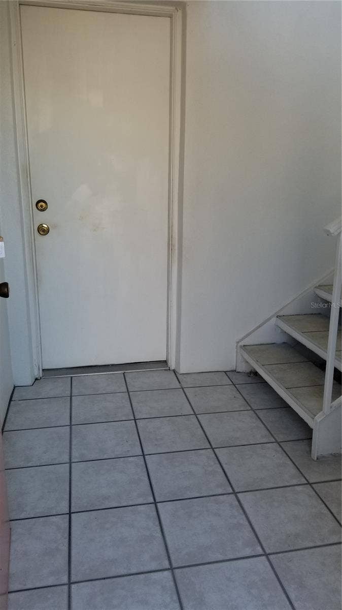 Private secured entryway