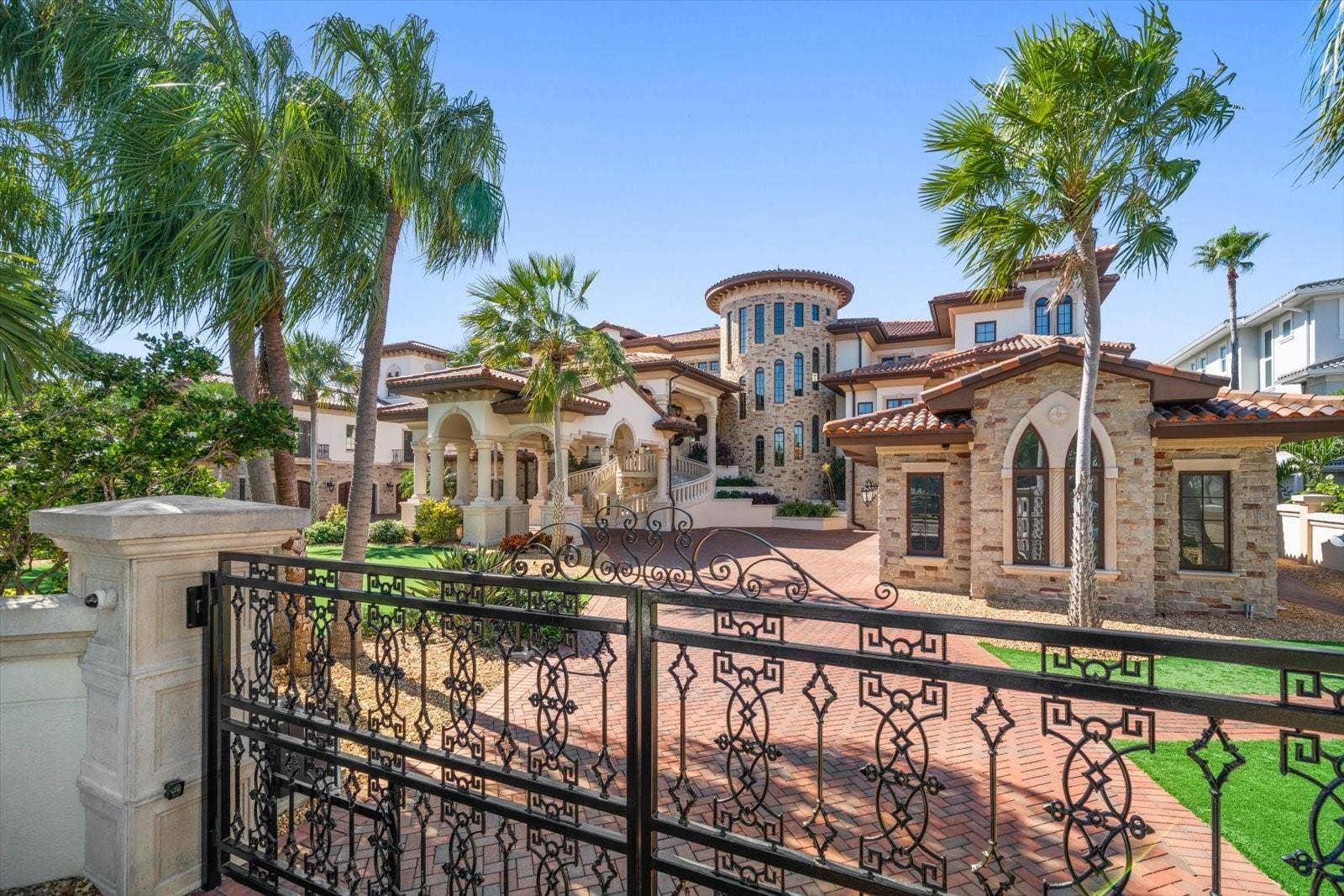 1700 GULF BOULEVARD, Belleair Beach, FL 33786 1700 GULF BOULEVARD, Belleair Beach, FL 33786