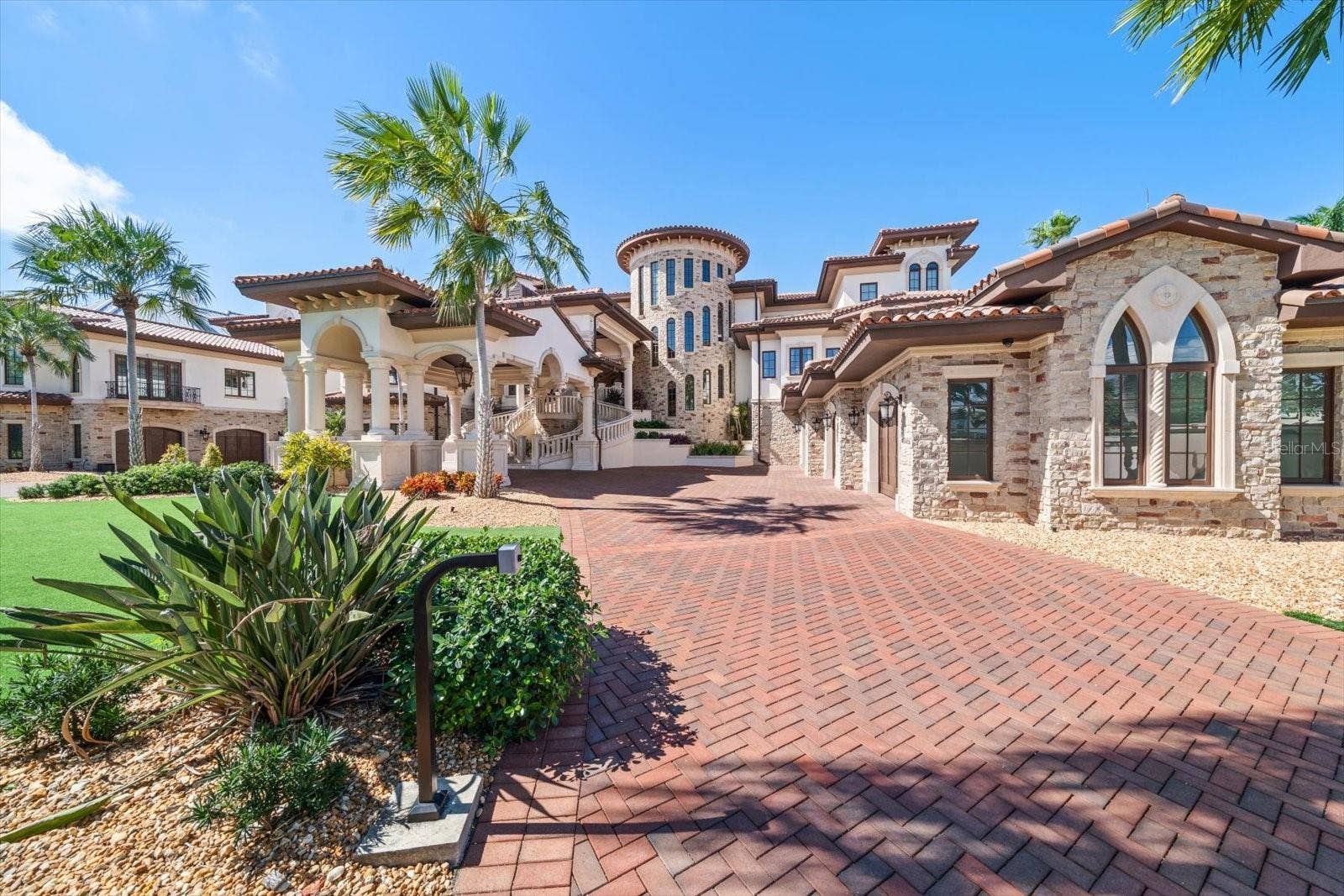 1700 GULF BOULEVARD, Belleair Beach, FL 33786 1700 GULF BOULEVARD, Belleair Beach, FL 33786
