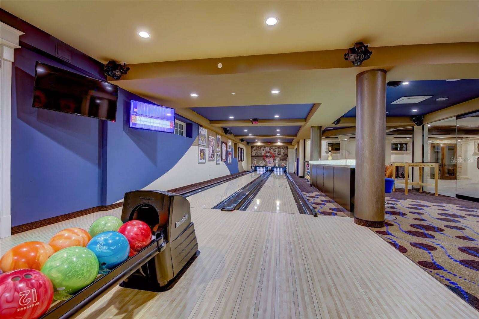 1700 GULF BOULEVARD, Belleair Beach, FL 33786 1700 GULF BOULEVARD, Belleair Beach, FL 33786