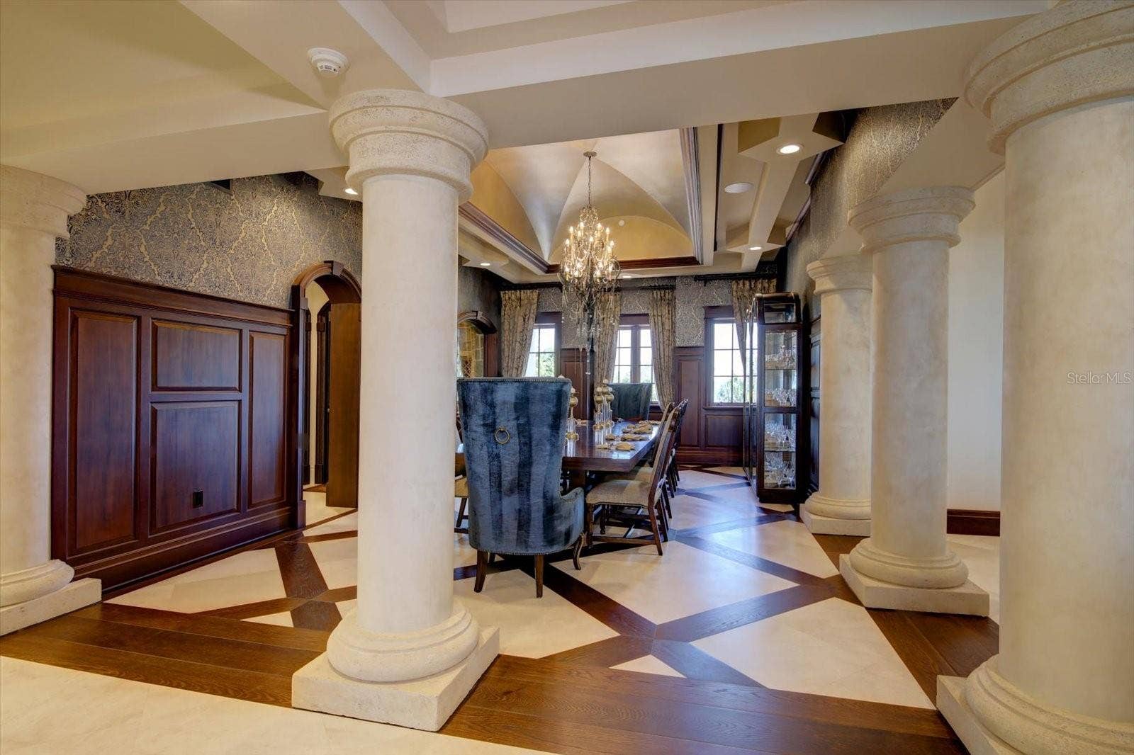 1700 GULF BOULEVARD, Belleair Beach, FL 33786 1700 GULF BOULEVARD, Belleair Beach, FL 33786