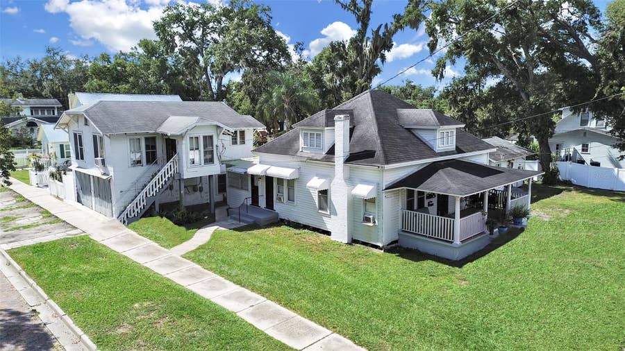 Property photo for 601 W BAKER ST, Plant City, FL
