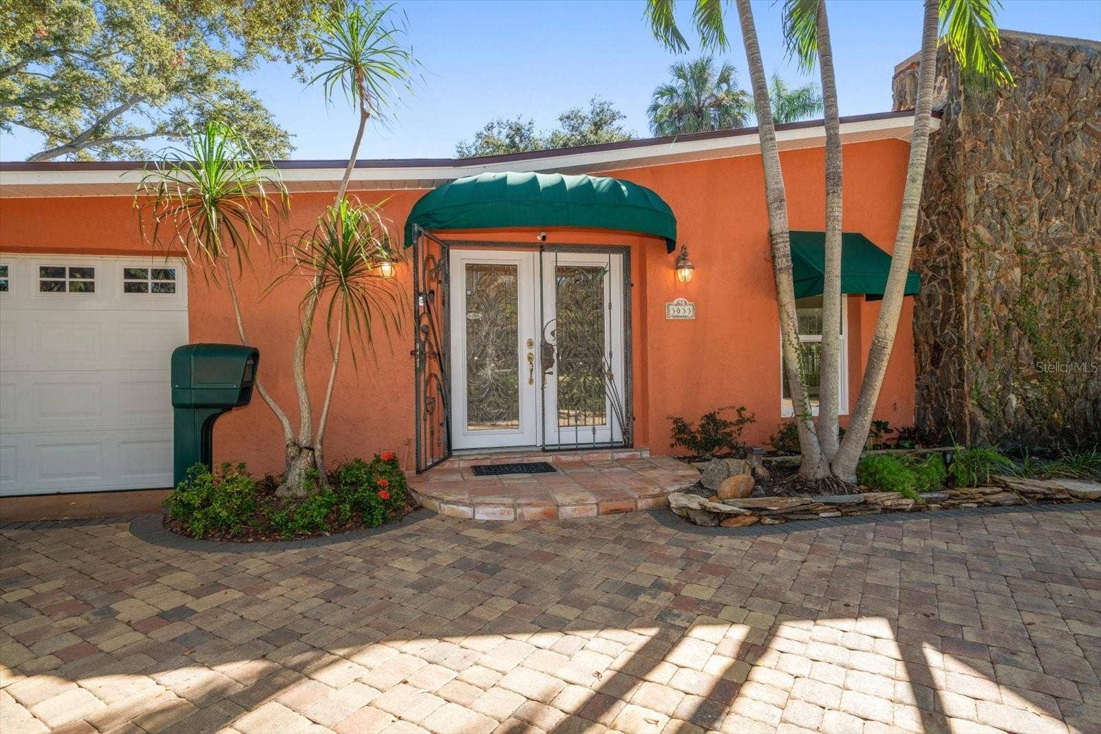 3033 82ND WAY N, St Petersburg, FL 33710 3033 82ND WAY N, St Petersburg, FL 33710