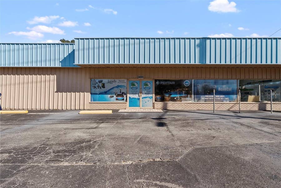 Property photo for 1400 W BAY DRIVE, Largo, FL
