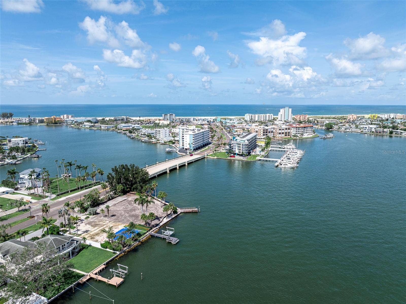 2 PARADISE LANE, Treasure Island, FL 33706 Quick Access to Treasure Island Beach