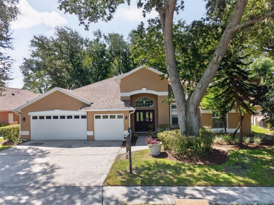 Property photo for 2243 EAGLE BLUFF DRIVE, Valrico, FL