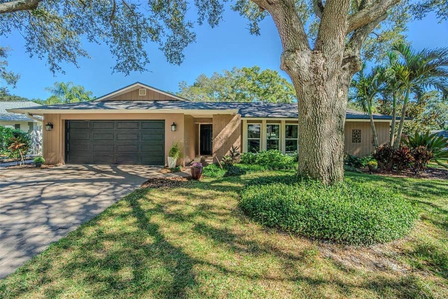 Property photo for 936 HIGHVIEW DRIVE, Palm Harbor, FL