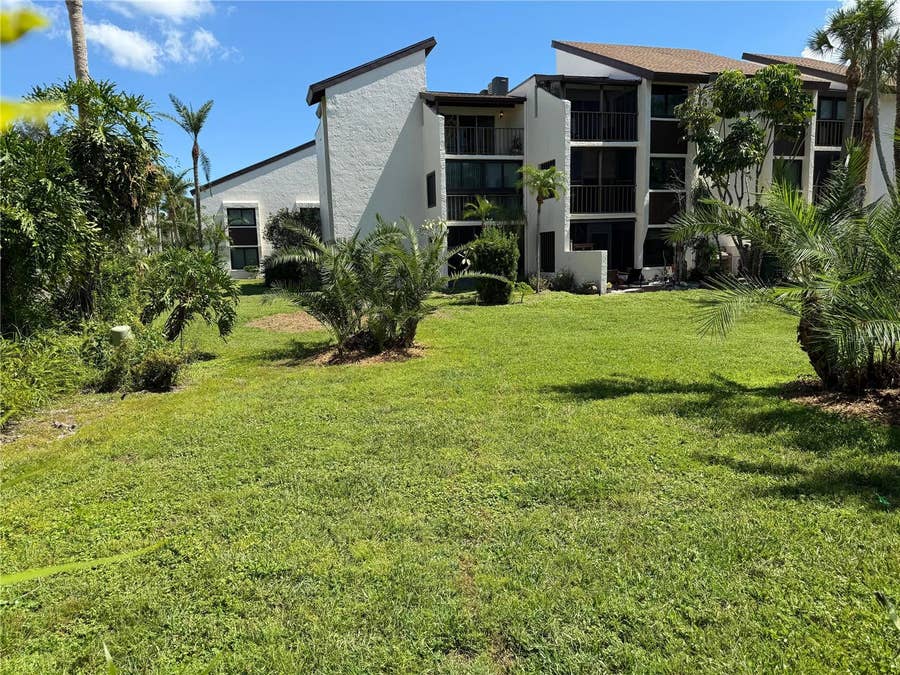Property photo for 2207 BELLEAIR ROAD, #B22, Clearwater, FL