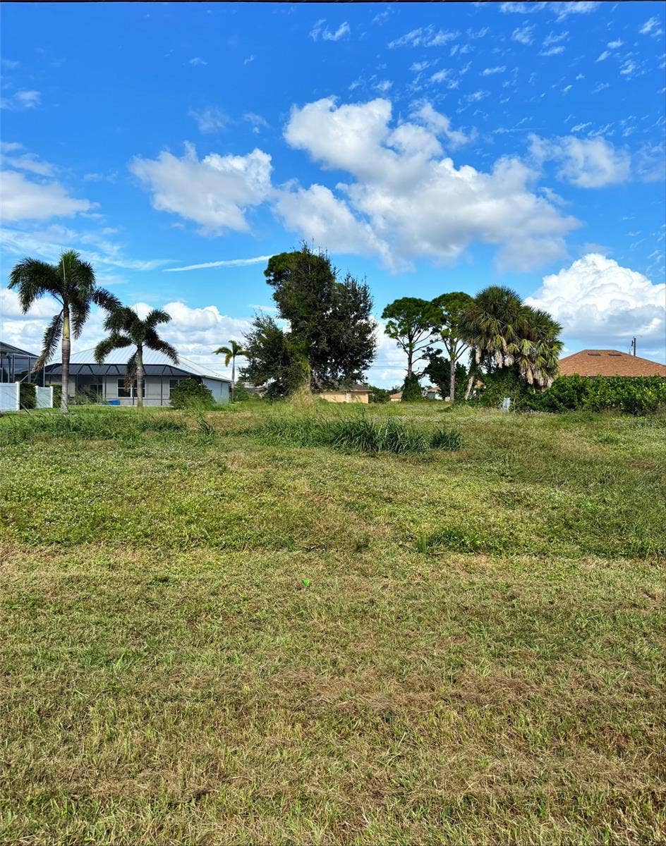 57 PINE VALLEY LANE, Rotonda West, FL 33947 Front of Lot