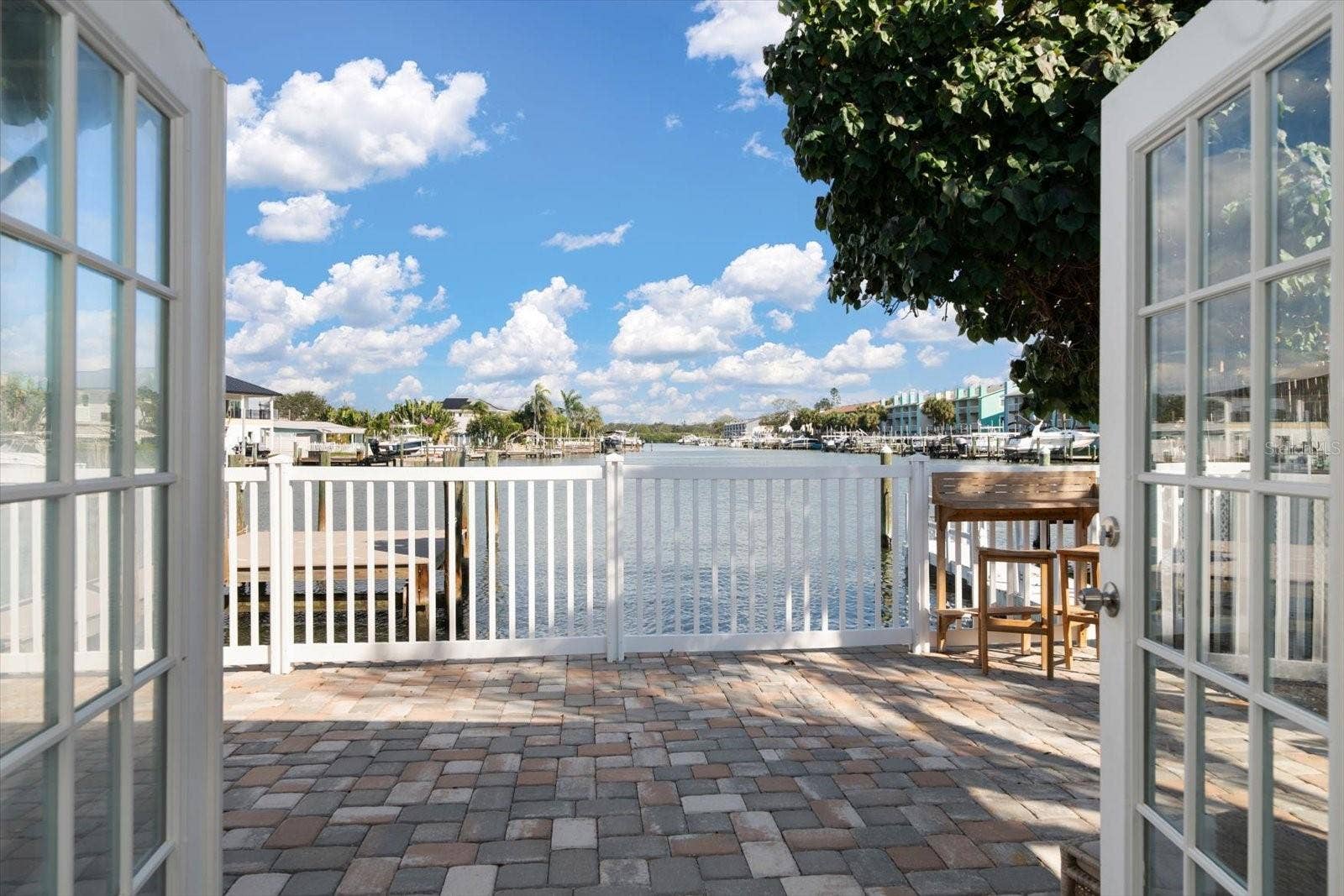 711 E GULF BOULEVARD, Indian Rocks Beach, FL 33785
